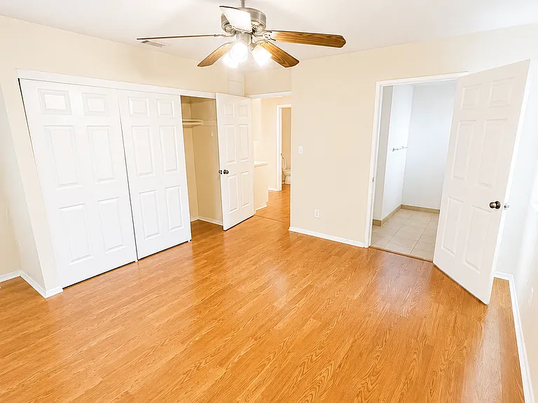 8300 Holy Cross Pl — Photo 6