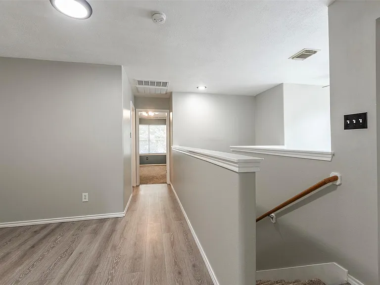 336 Capella Oaks Ln — Photo 18