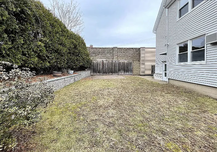 40 Prentiss St #2 — Photo 32
