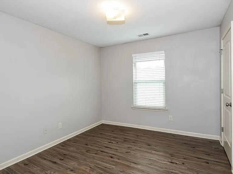 191 Camellia Way — Photo 13