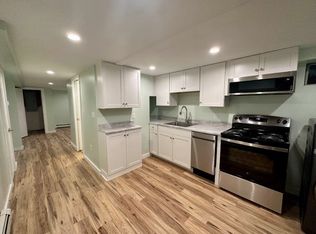 190 Meadow Rd, Portsmouth, NH 03801