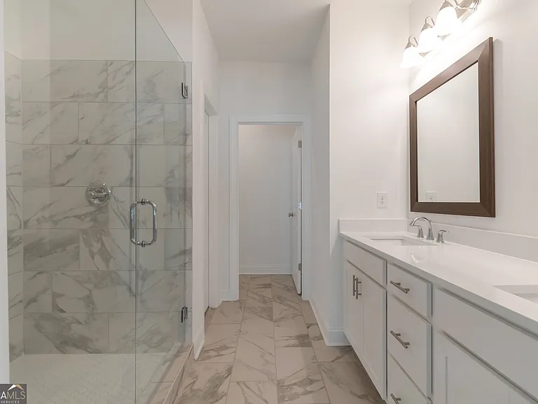 1140 Larkin Dr — Photo 10
