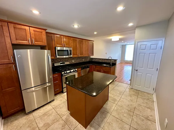 625 S Dean St, Baltimore, MD 21224