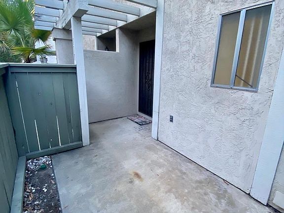 3rd image of 3992 60th St Unit 111
