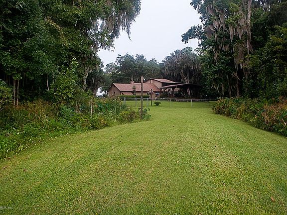 Path looking in on house 1 DSC01933-3456
