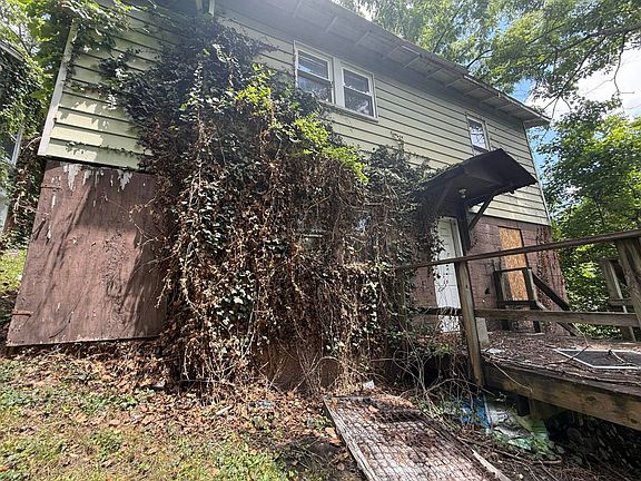 5th image of 112 Johnston St