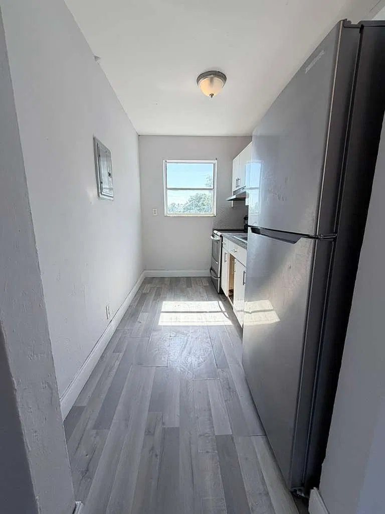 Rental in Opa Locka — Photo 4