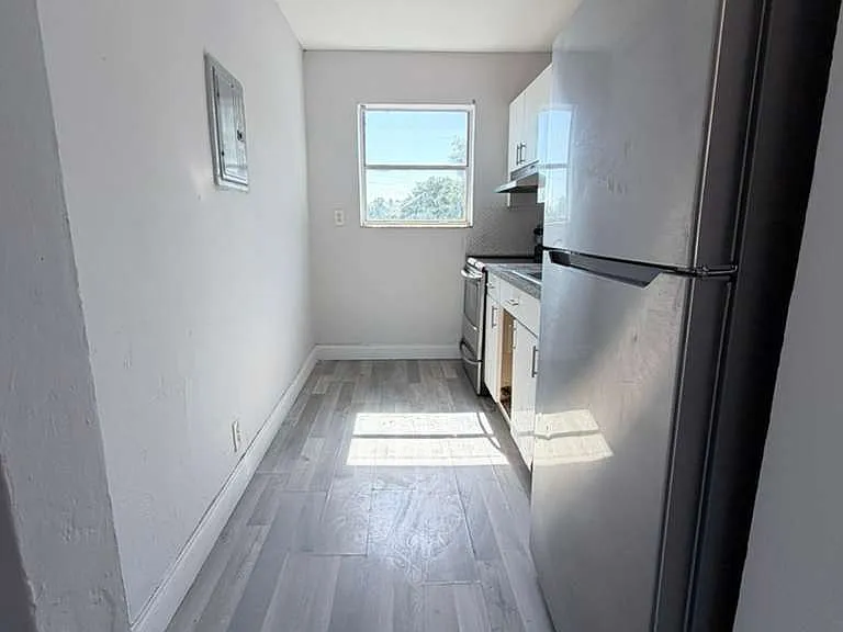 1761 Ali Baba Ave #5 — Photo 4