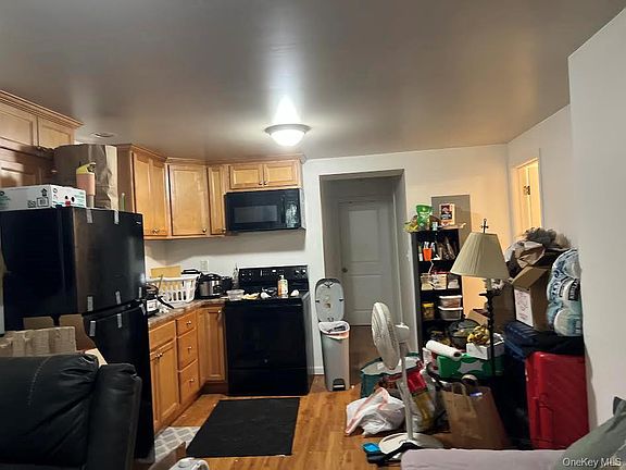 4th image of 45 Delafield Street