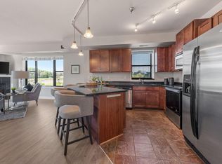 1155 Ford Rd APT 216, Saint Louis Park, MN 55426