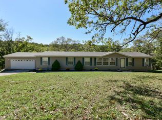 443 Newport Dr, Kirbyville, MO 65679
