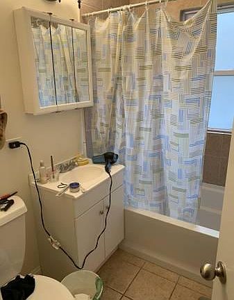 5th image of 2419 N Lotus Ave #2