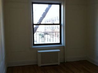 8608 Forest Pkwy, Woodhaven, NY 11421