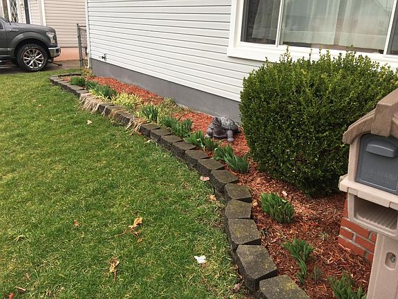 3rd image of 6458 Helen St