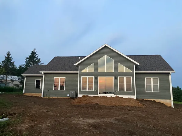 4432 State Highway 138, Oregon, WI 53575