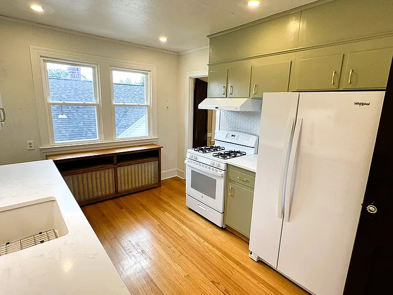36 Somerset St #36 — Photo 6