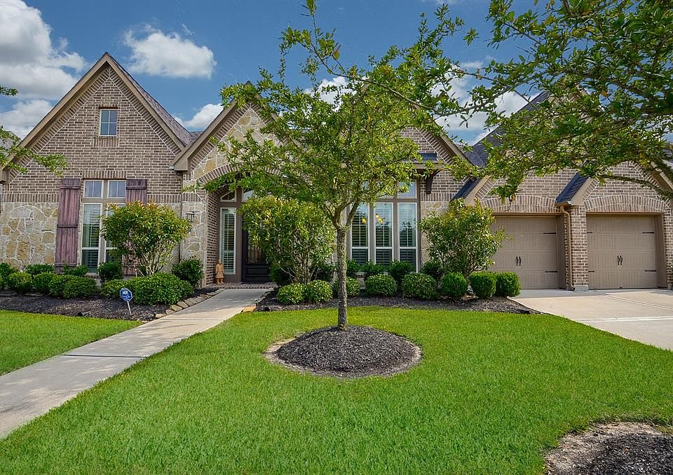 1st image of 27902 Eastonwood Ct