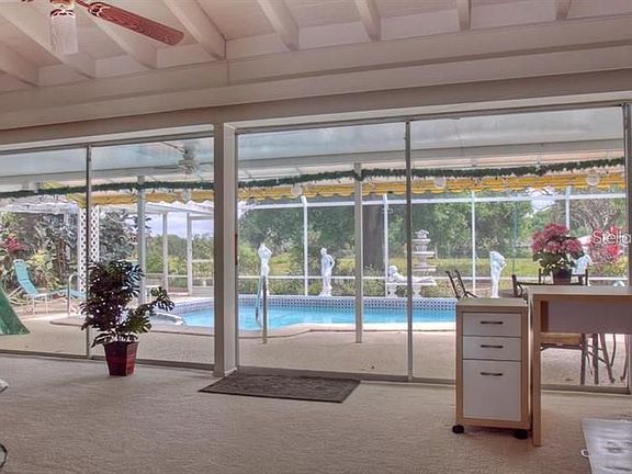 3rd image of 3511 Pine Valley Dr