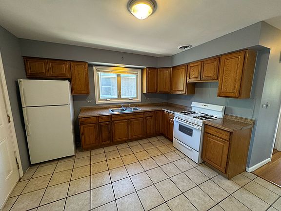 2nd image of 4428 N Tripp Ave #2