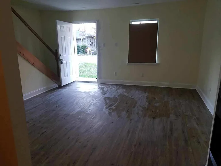 710 Cameron St — Photo 4