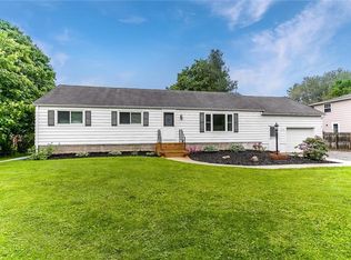 1148 County Road 8, Farmington, NY 14425