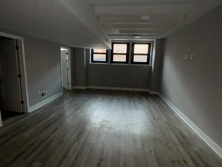 1509 S 17th St #B110 — Photo 12