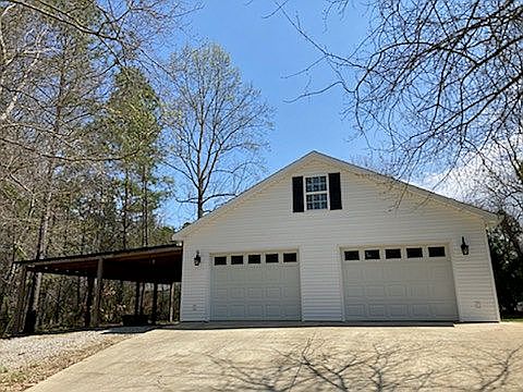 5th image of 120 Sharon Ln