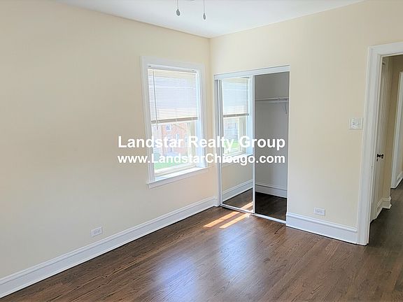 5th image of 5230 N Rockwell St #2