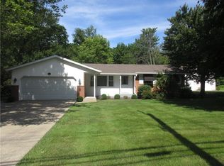 965 Bartlett Rd, Harborcreek, PA 16421