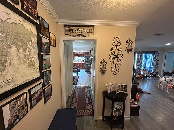 2nd image of 15380 Bedford Cir W