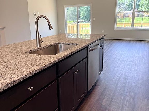 3rd image of 7742 Harlow Cir