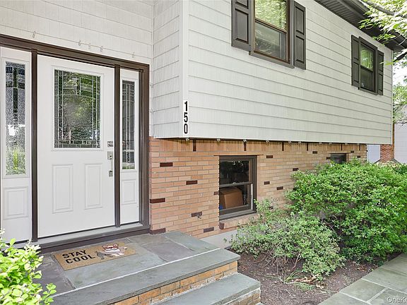 3rd image of 150 Schweizer Lane