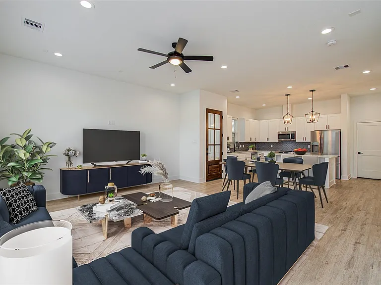 6420 Highland Pine Ln — Photo 5