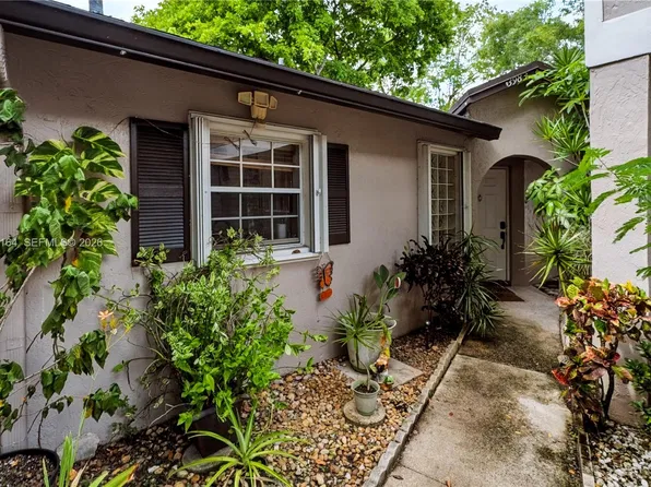 3983 NW 122nd Ter, Sunrise, FL 33323