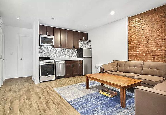 3rd image of 341 Lexington Ave #2