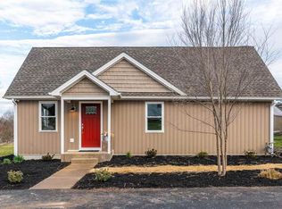 53 1st St, Fishersville, VA 22939
