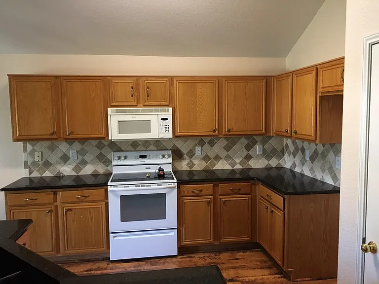 7309 Caruth Dr — Photo 8
