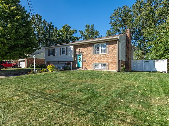 3rd image of 1646 Lindenhall Dr