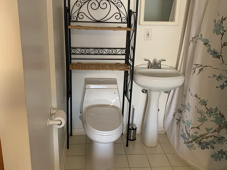 This unit can come furnished or unfurnished.