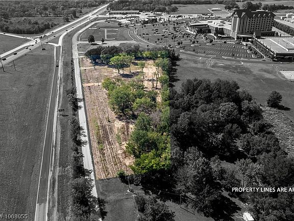 2nd image of 113 Cherokee Blvd