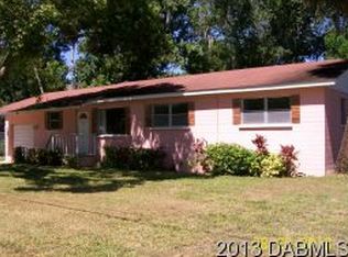 125 Maplewood Dr, Daytona Beach, FL 32117