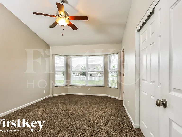 322 Aspen Creek Dr — Photo 7