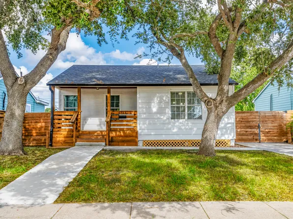 4745 Franklin Dr, Corpus Christi, TX 78415