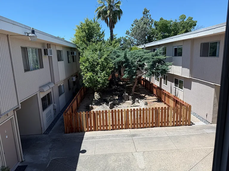 Arden Garden Apartments — Photo 20