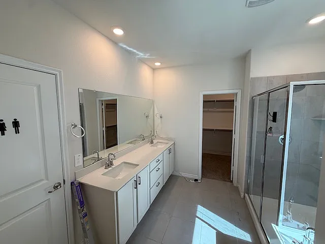 3837 Silver City Ave — Photo 9
