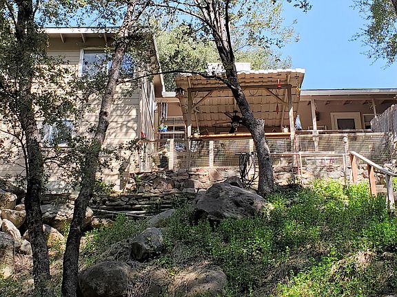 4th image of 42265 Hot Springs Court