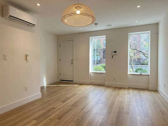 2nd image of 217 Lexington Ave APT 1