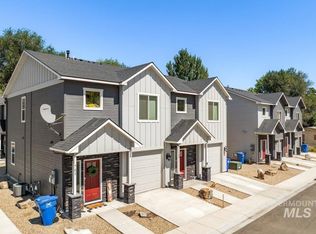 701 E Bates Ave, Parma, ID 83660