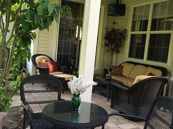 2nd image of 303 Seaton Ct