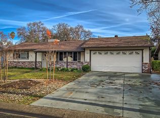 6867 Reflection St, Redding, CA 96001